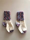 babysöckchen selbst gestrickt  Warme selbstgestrickte Socken für Kinder Größe 16-18  Wollsocken  Handgestrickt  für Mädchen und Jungen  Babysocken