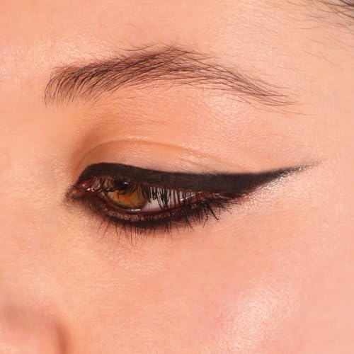 Lottie London Last Night’s Liner lápiz delineador negro miniatura 3