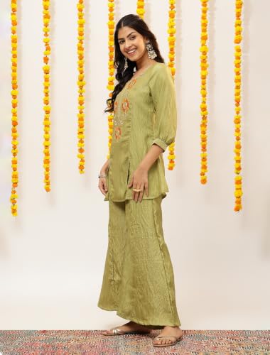 Image of Vbuyz Women Floral Embroidery Stylish A-Line Fandy Silk Kurta With Palazzo