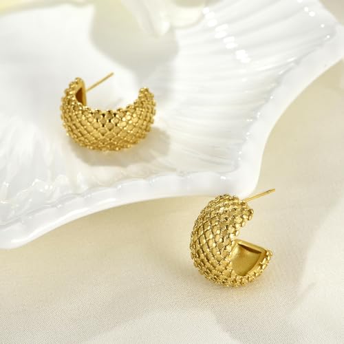 Image of FRUMOS 18K Gold Plated Chunky Hoop Earrings for Women Fashion Thick Gold Hoops Set Jewelry for Birthday Christmas Gifts