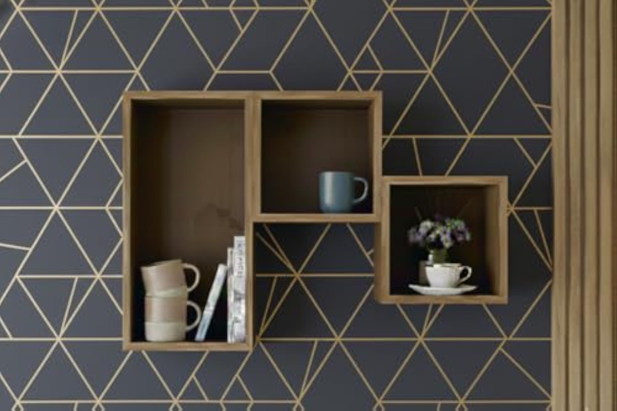 Bronze Back Drop Floating Rack for Showpieces