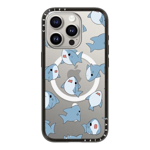 Coque iPhone 15 Pro CASETiFY fine élégante au bureau comme en voyage