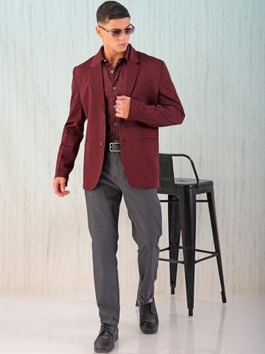 Image of The Indian Garage Co Men Comfort Straight Fit Solid Stretchable Single Breated Knitted Blazers