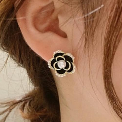 Floral Pearl Earrings With Black Enamel, 14K Gold Plated Flower Studs for Women - Camellia Black Cute Pearl Design3