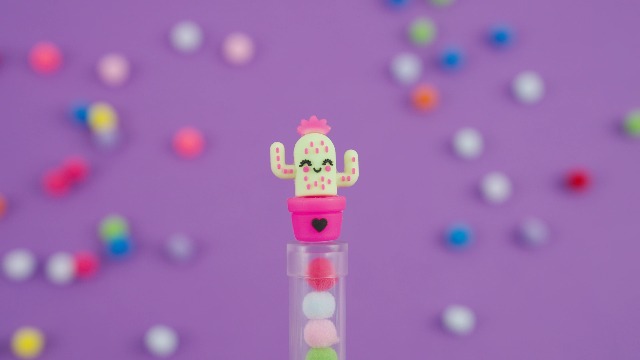 Clementoni Idea - Create Your Highlighters: Trendy Animals, Laboratorium voor gepersonaliseerde markeerstiften, creatieve set voor kinderen vanaf 6 jaar, met 3 personaliseerbare markeerstiften met