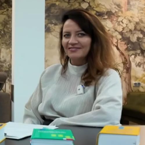 Agnieszka Makarska, dyrektor IV LO w Zielonej G&oacute;rze