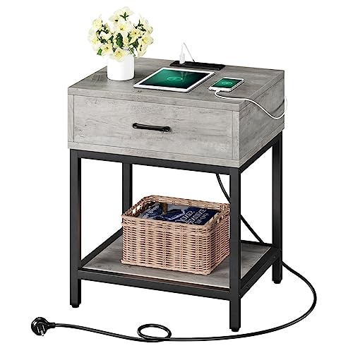 GAOMON Mesita de noche gris con estación de carga, mesa auxiliar con cajón de almacenamiento y estante, mesita de noche moderna para dormitorio, sala de estar, guardería, dormitorio