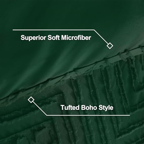 Image of Litanika Oversized King Comforter Set Emerald Green, 3 Pieces Dark Green Tufted Boho Farmhouse Bedding Comforter Set, Lightweight Fluffy All Season Comforter Set (120x98In Comforter & 2 Pillowcases)
