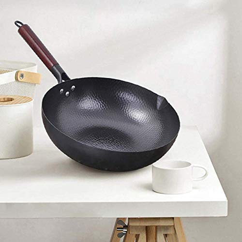 Wok de hierro fundido con mango de madera miniatura 7