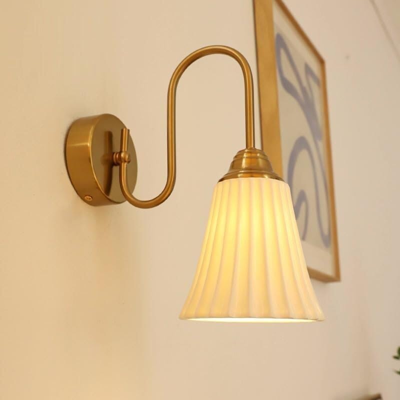 Lámpara de pared moderna de vidrio blanco con soporte cuello de cisne 5
