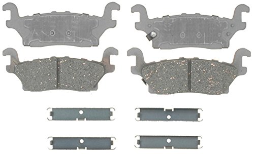 Plaquettes de frein céramique haut de gamme ACDelco 14D1120CH avec accessoires