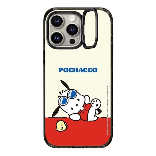CASETiFY �C���p�N�g �����O�X�^���h iPhone 15 Pro Max �P�[�X [Sanrio Puppy Pals Co-lab/�X�^���h�@�\/MagSafe�Ή�/�ϏՌ�] - Pochacco Chilling Case - �u���b�N