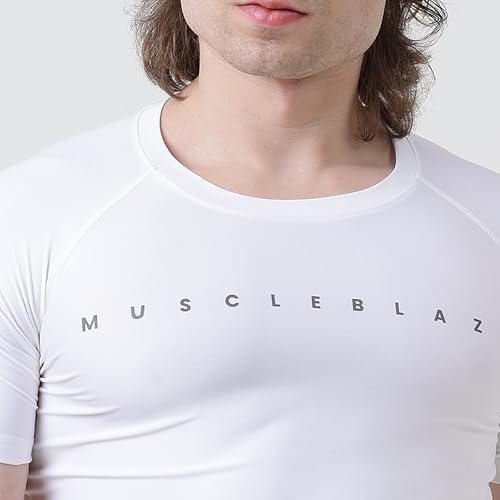Image of MuscleBlaze Half Sleeve Compression T-Shirts for Men