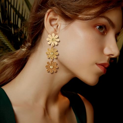 Image of Handmade Raffia Hoop Earrings Statement Tropical Bohemian Straw Dangle Earrings Natural Rattan Vacation Style Round Earrings for Women Summer Beach Party Essential Jewelry
