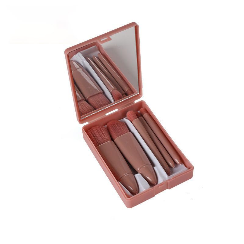 Brochas de maquillaje para evitar manchas al aplicar base, corrector y polvos