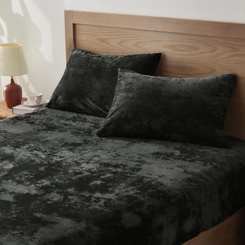 BEDELITE Velvet Fitted Sheet and Pillowcases Set, Luxury Soft Fuzzy Bottom Sheet with Reinforced Elastic Corner Straps, Deep Pocket up to 15 Inch, 1 Fitted Sheet and 2 Pillowcases (Cal King, Black)