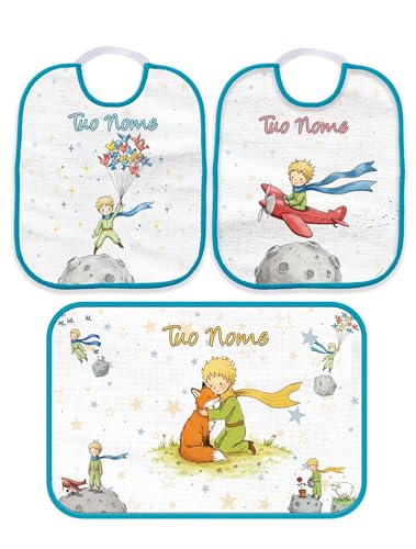 Set composto da 2 bavaglini asilo di misura 32 cm x 28 cm. e 1 asciugamano 40X50 cm con fettuccia da appendere. Realizzati con spugna di qualita' certificata Oeko-Tex Standard 100 classe 1 interamente prodotta in Italia.