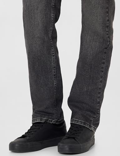 Image of Levi's Men's 505 Straight Fit Mid Rise Jeans