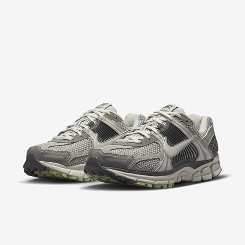 Image of Nike Women's Zoom Vomero 5 Running Shoes