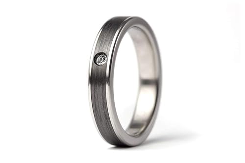 Women's titanium and carbon fiber ring with a Swarovski crystal. Unique black wedding band. Water resistant and hypoallergenic. (00333_4S1)