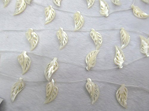 wholesale 2strands 15x30mm Genuine MOP Shell ,Pearl Shell beads ,leaf tree leaves carved shell pendant