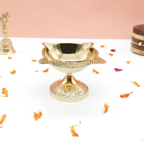 Image of 4 Face Brass Diya for Pooja, Mandir, Diwali Festival Oil lamp Diya for Daily Pooja /Diwali Pooja Charmukhi Diya for Pooja (Size - 5cm) Pack of - 01