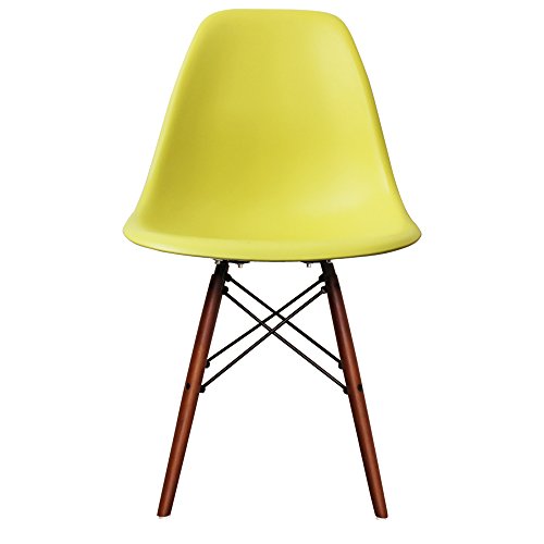 Silla de comedor de plástico con patas de madera Eiffel, estilo de inspiración escandinava, Patas de nogal, verde lima, H: 82cm W: 46cm D: 50cm. Seat Height: 44cm