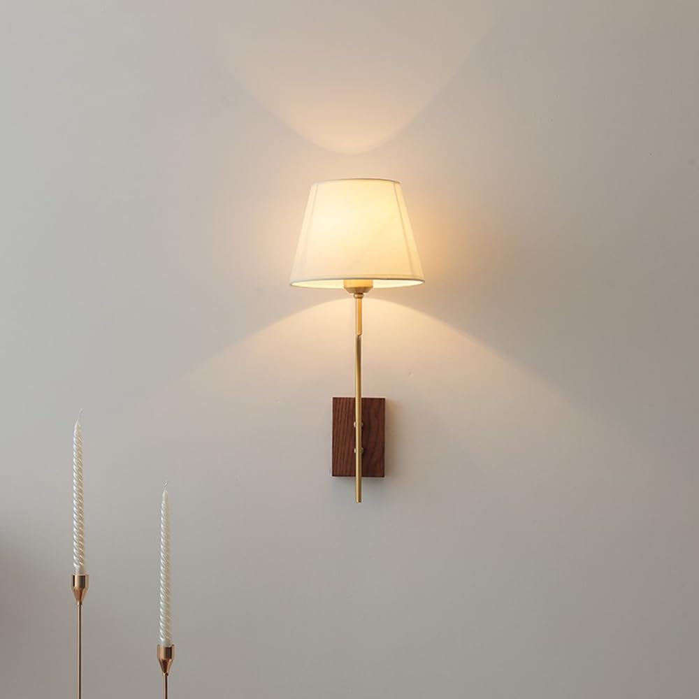Applique da Parete Rustica Industriale con Supporto a Colonna in Ottone, Lampada da Parete Vintage in Legno con Paralume in Tessuto Svasato, apparecchio di Illuminazione per Arredamento Rustico p