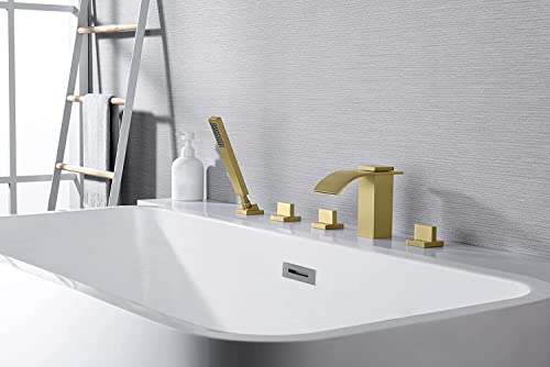 Robinet baignoire cascade 5 trous pour une expérience de spa à la maison