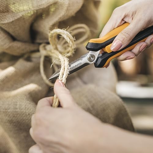 Fiskars Pruning Shears for Gardening, Multipurpose 8" Garden Shears with Sheath and SoftGrip Handle, Great for cutting Nursery Pots, Bags, and Wire - Image 6