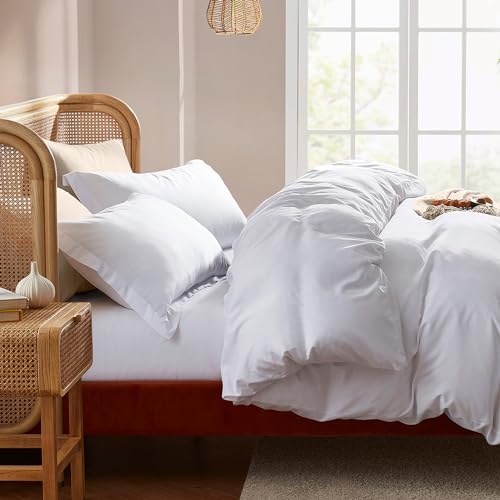 Nestl Queen Duvet Cover Set with Comforter Insert - White 4 Piece 90x90 Duvet Cover & 2 Pillow Shams with White Quilted Down Alternative Comforter, Ultra Soft, All Season