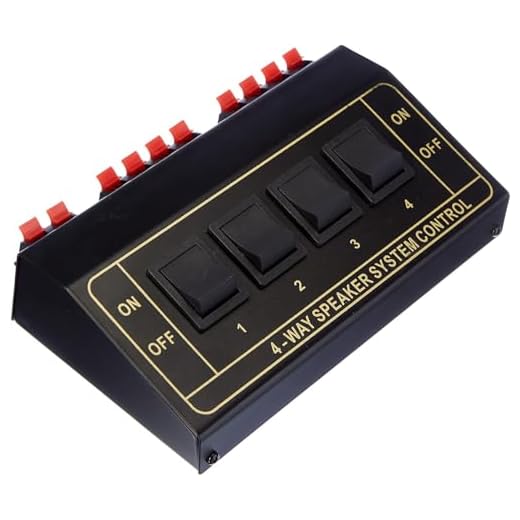 CABLEPELADO Selector de Altavoces Estéreo, Conmutador de Altavoces para 4 Pares de Altavoces, Conmutador Speaker, 175 mm Ancho x 114 mm Alto x 49 mm Fondo, Sección Cable MAX 2,5 mm², 4 Salidas