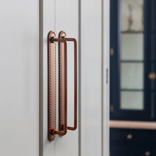 Goo-Ki 2 Pack 7 9/16'' Center to Center Antique Copper Cabinet Bar Pulls with Flowcrest Backplate Vintage Drawer Handles Closet Classic Home Kitchen Improvement Hardware by Goo-Ki - Used condition - Image 4