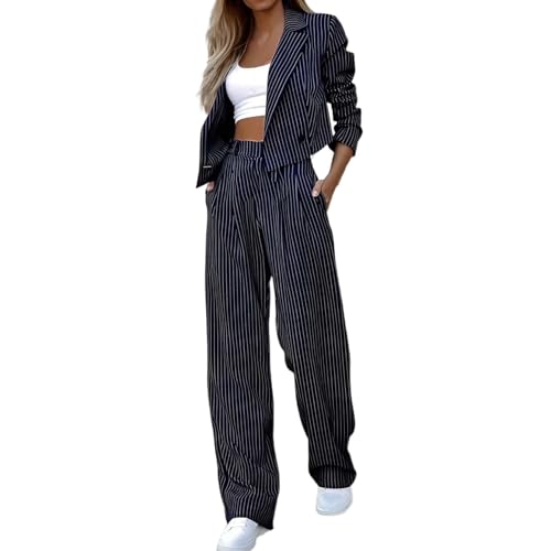 Ensemble d'été femme veste courte et pantalon rayé pour les loisirs chic