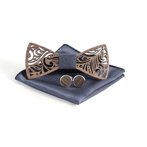 Contiene: 1 colletto in legno, 1 fazzoletto da taschino, 1 coppia di gemelli e un'elegante scatola in legno