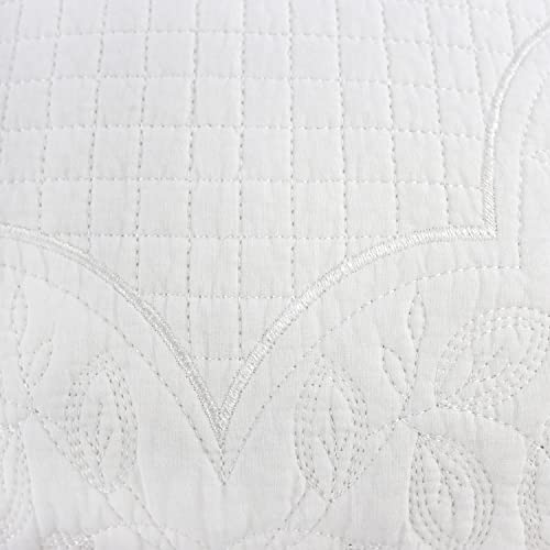 Lemfux Floral Quilted Boho Throw Pillow Covers With Tassels, Elegant Vintage 100% Cotton White Throw Pillow Cases For Home Decor, Super Soft Trendy Cushion Cover (18X18, Pack Of 1) #TOP2
