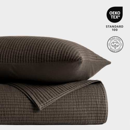 Image of EVERGRACEHOME Cotton Coverlet Set King Size 3 Pieces, Lightweight Soft Ribbed Matelasse Bedspread Quilt Set, Cozy Oversized Quilted Bedding Set with 2 Pillow Shams for All Seasons, Dark Brown