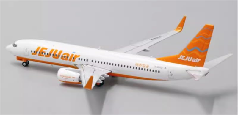 Amazon | JC Wings 1:400 完成品 JEJU AIR for Boeing B737-800 HL8305