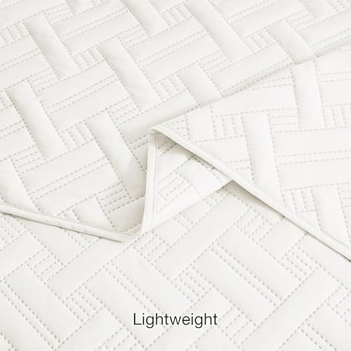 Image of SANMARINO Luxury Cotton Ultrasonic Quilted King Size Bedcover with 2 Pillow Covers | Ultra-Soft, Cozy Solid All-Season Quilt Coverlet | Premium Bedding Set for Bedroom Decor - 228x254 cm,Pearl Ivory