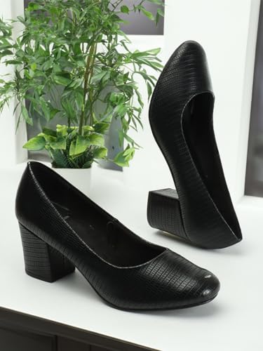 Image of Carlton London Women's Textured Round Toe Block Heel Pumps