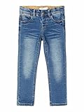 5-Pocket Style mit Gürtelschlaufen, in mittlerer Denim-Waschung