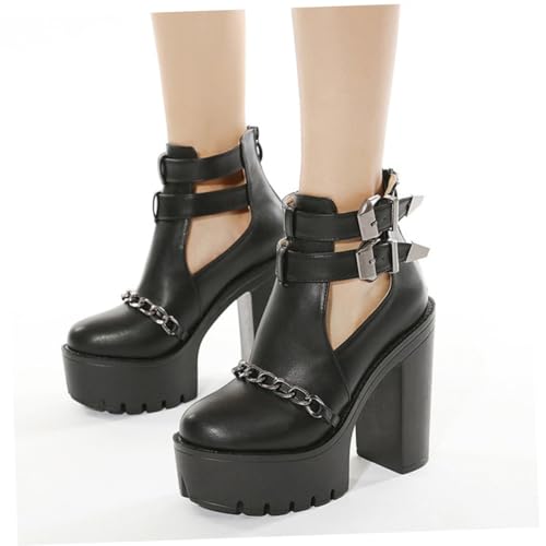 Bottines à chaîne : finis les pieds mouillés avec ces talons hauts imperméables à rivets
