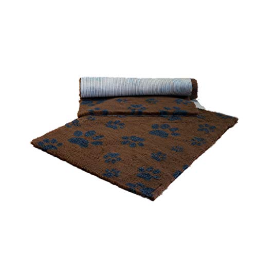 Vet Fleece Bedding, Brown with Charcoal Multi-Paws, 40" x 30" (1.00m x 0.75m) - Image 4