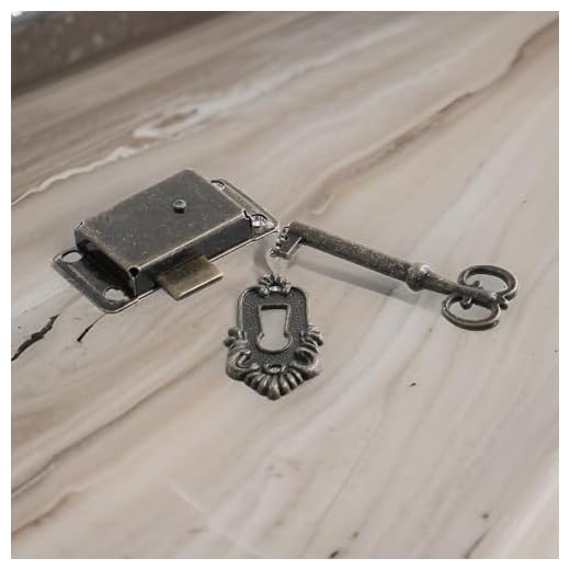 Antique-Style Metal Drawer Lock Set with Key and Decorative Bronze Finish – 53 x 26 mm for Cabinets, Wardrobes, Jewelry Boxes, and Cupboards