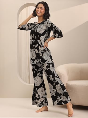 Image of Libas Printed Cotton Night Suit