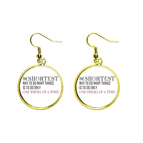 Pendientes dorados drop un regalo significativo de joyería para mujer