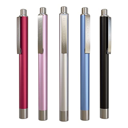 DocCheck LED-Diagnostikleuchte Blink – Helle LED, Verschiedene Farben, Robustes Metallgehäuse, Clip für festen Halt, Ideal für Ärzte und Pflegepersonal (Pink)