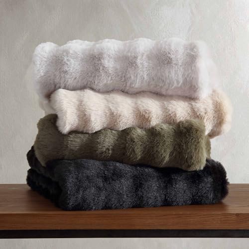 Riverbrook Home Wavy Faux Fur Comforter Bedding Set, Twin XL Size, Textured Decorative Décor, Gray, 3 Pieces by Riverbrook Home - Used condition - Image 2