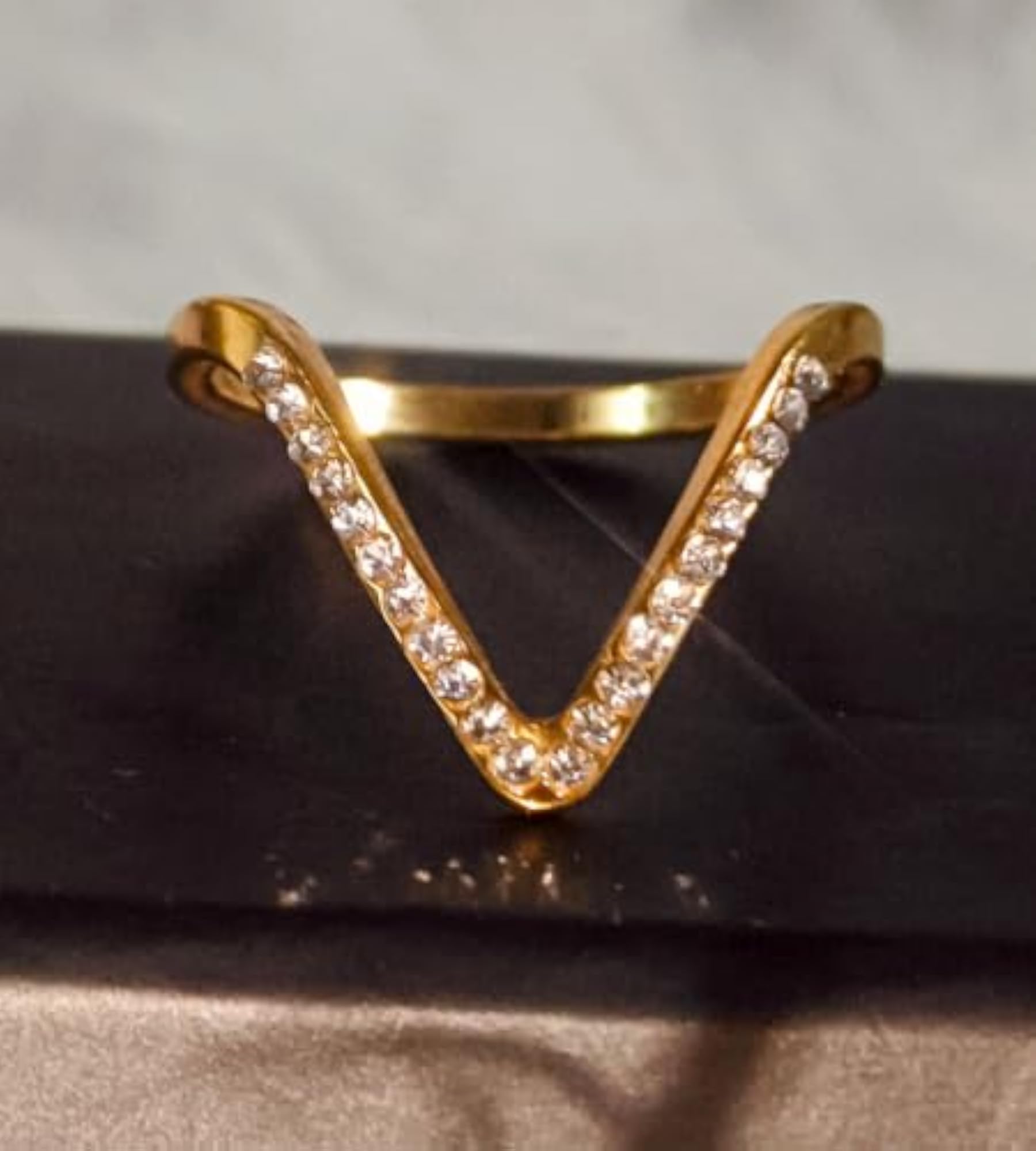V Shape Ring with Sparkling Stones, Elegant Design