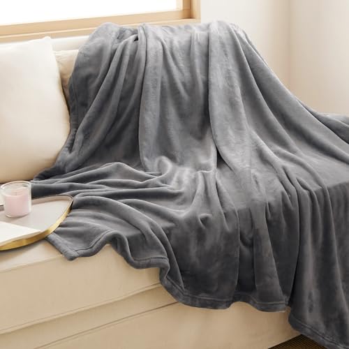 Bedsure Manta Sofa - Manta Cálida y Acolchada para Invierno, Manta de Sofá XL, Plaid 150x200 cm, Cubierta de Sofá Gris